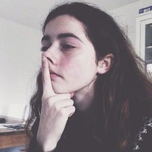 Meet your Posher, Alma